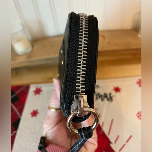 Chloe Paddington Long Wallet - Picture 4 of 14